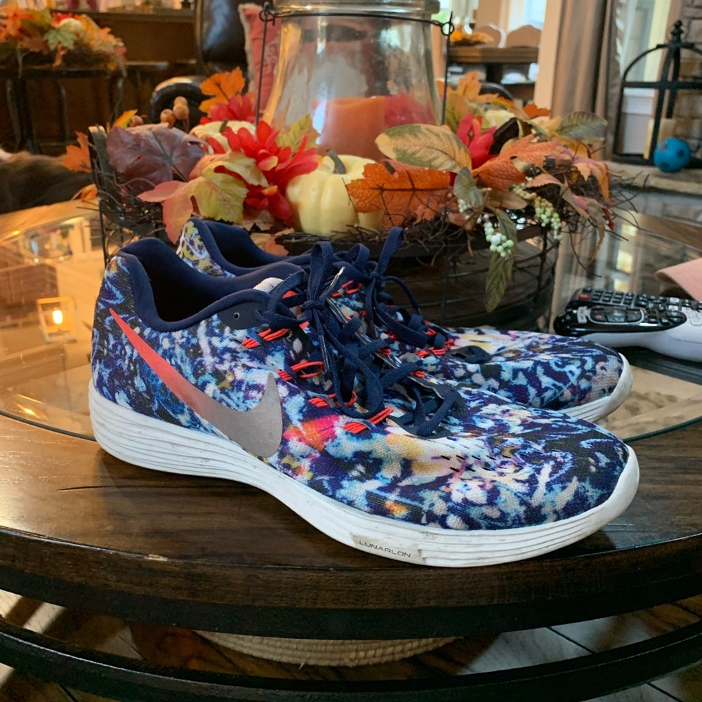 Nike shoe